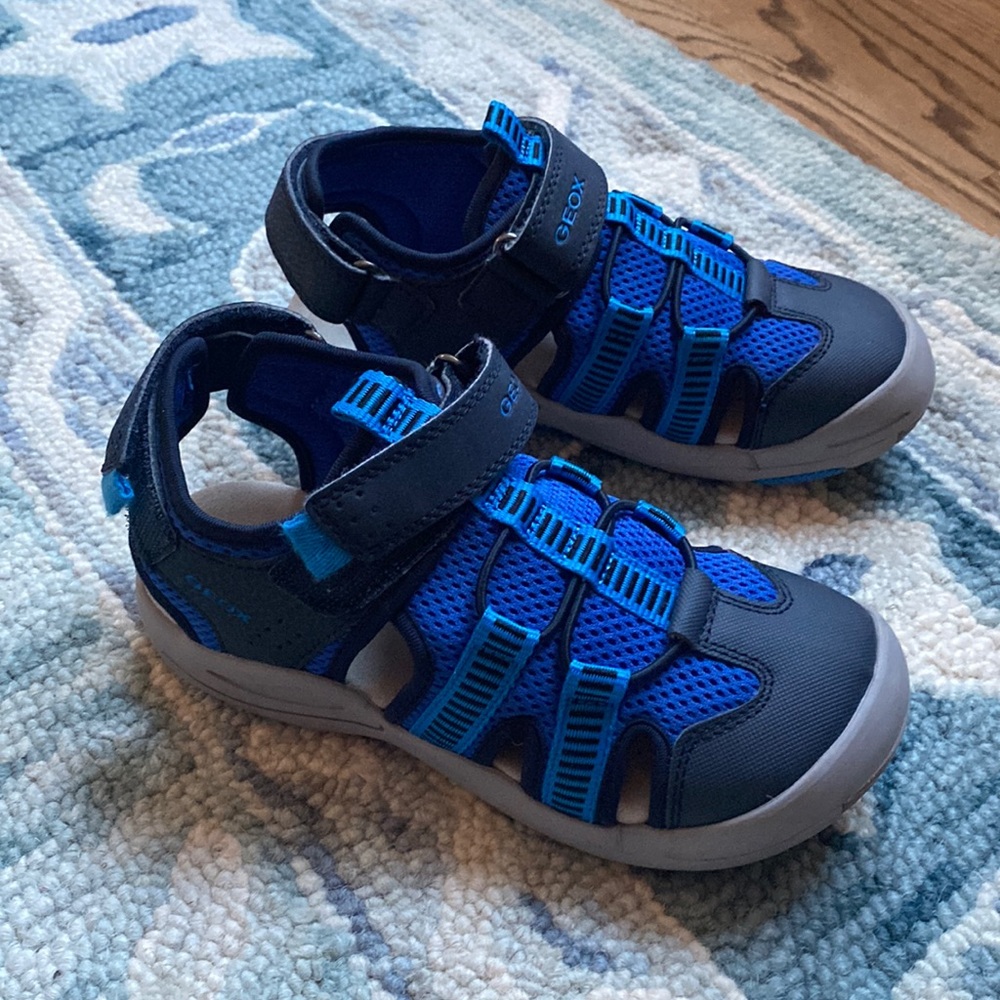 Geox boy sandals